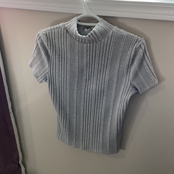 Up All Night SMALL, grey super soft shirt - Picture 2 of 2